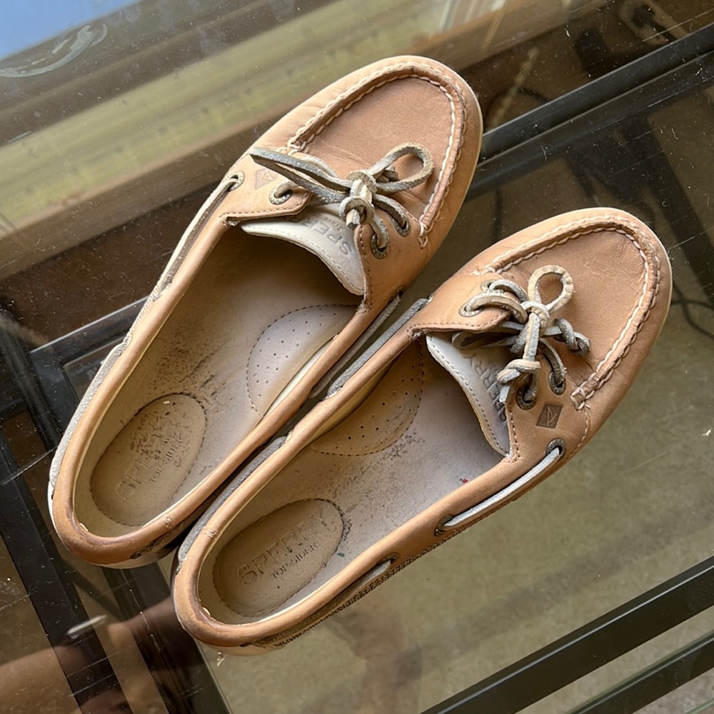 Tan leather Sperry Top-Sider shoes 6.5 womens